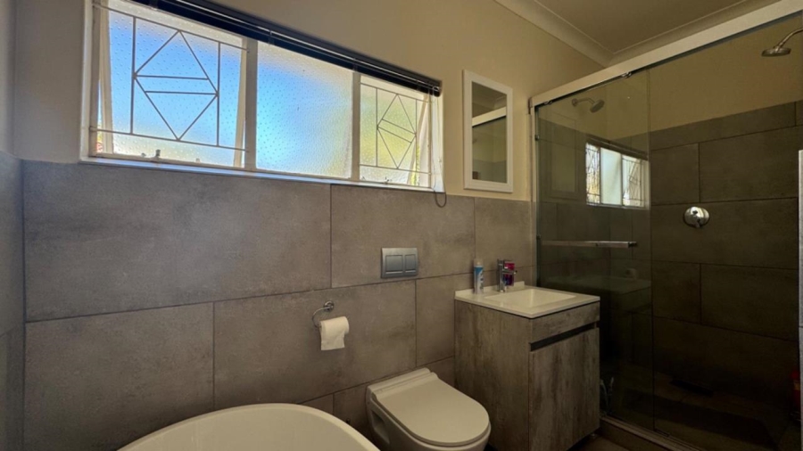 4 Bedroom Property for Sale in Monument Heights Northern Cape